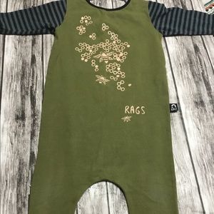Rags to Raches honey bees 2T